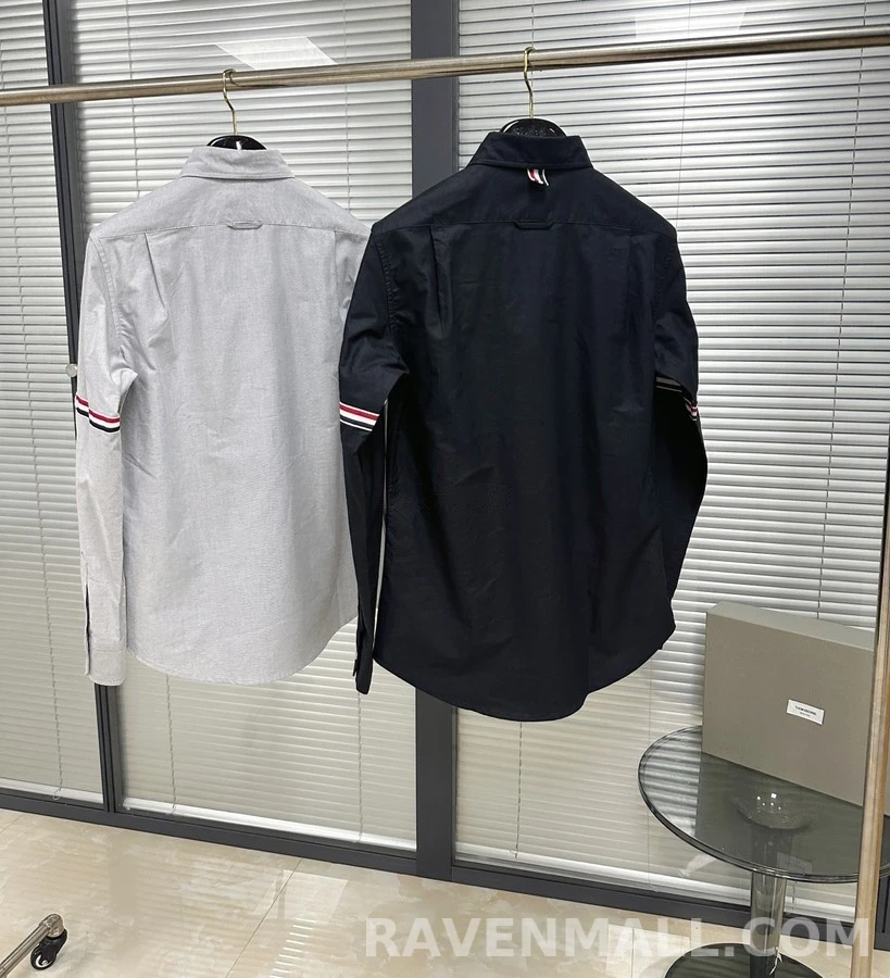 톰브라운 톰브라운 4선 완장 긴팔 셔츠 상세 이미지