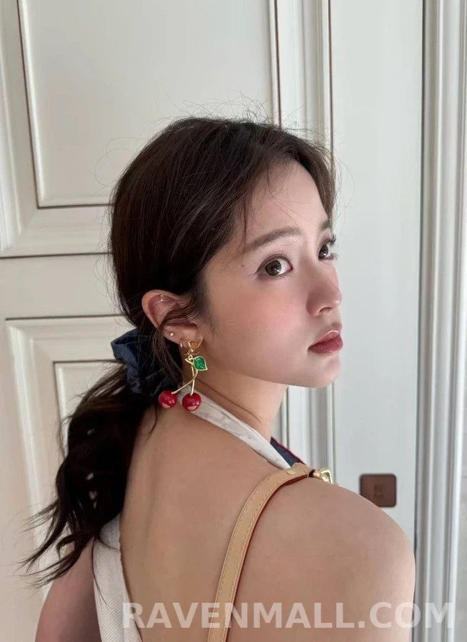 루이비통 루이비통 스마일 체리 펜던트 귀걸이 상세 이미지