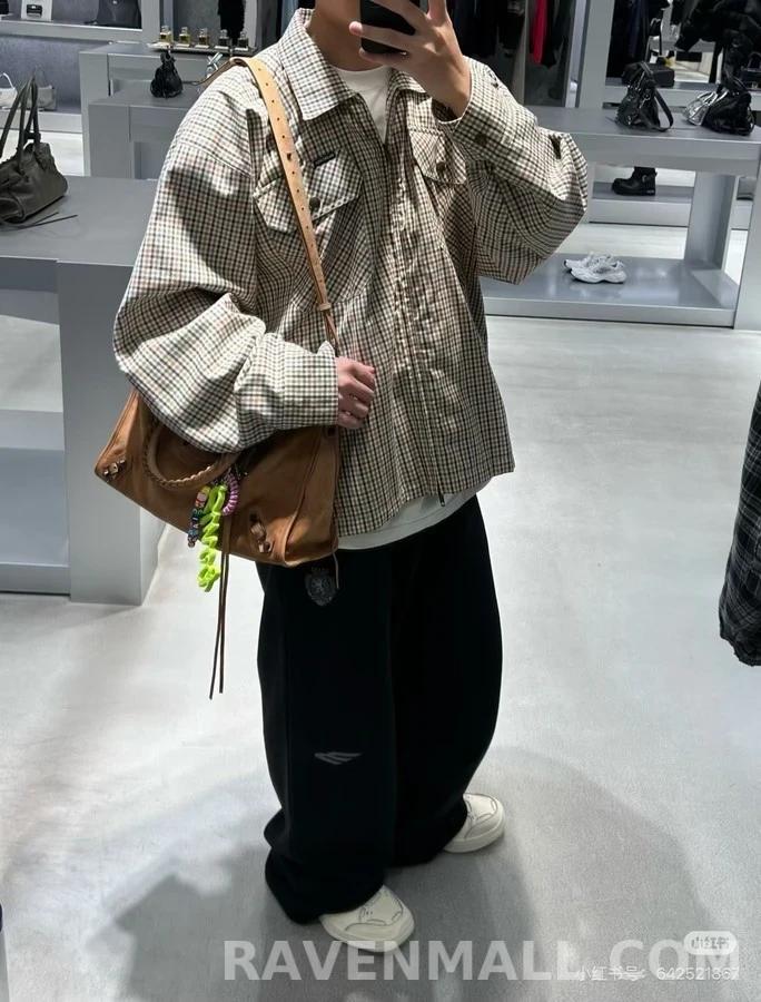 발렌시아가 발렌시아가 체크 패턴 집업 셔츠 상세 이미지
