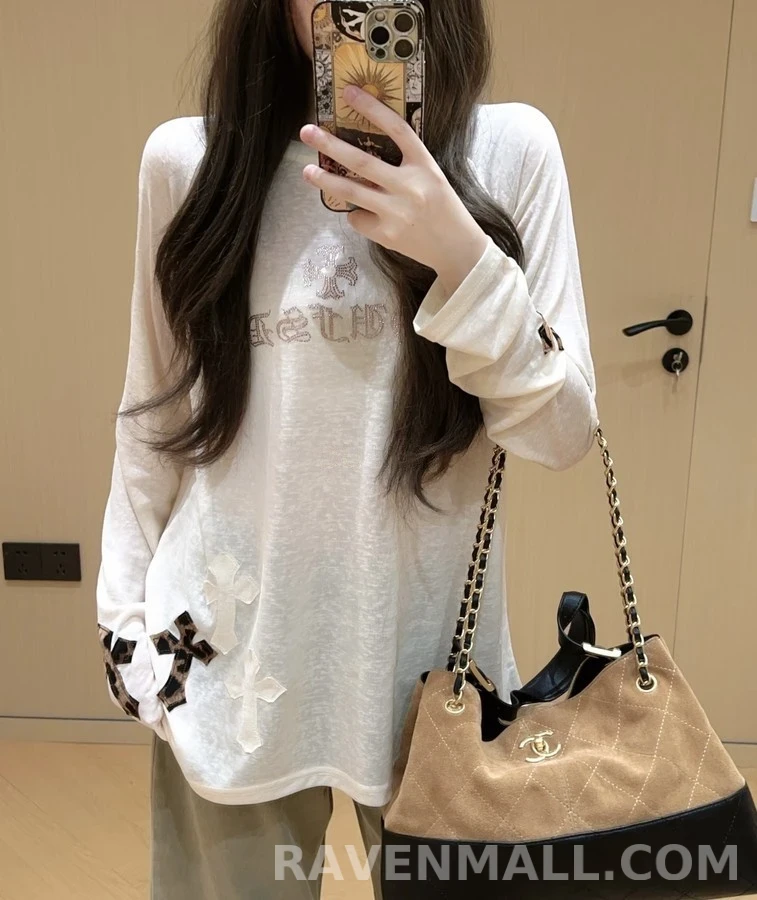 크롬하츠 크롬하츠 라인스톤 레터링 크로스 긴팔 티셔츠 상세 이미지