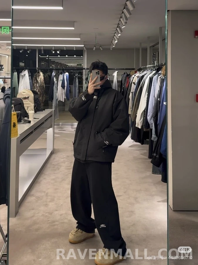 발렌시아가 발렌시아가 로고 자수 하프 집업 후드 상세 이미지