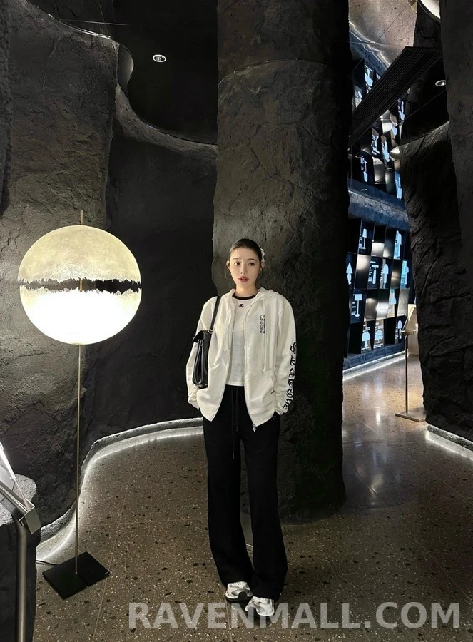 크롬하츠 크롬하츠 고딕 레터링 지퍼 후드 상세 이미지