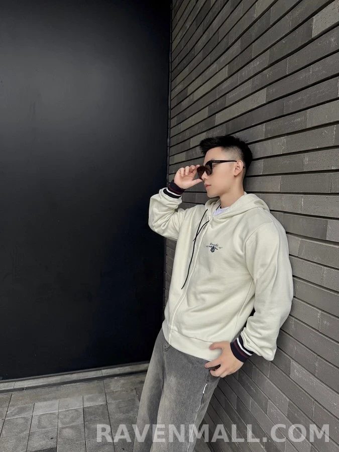 프라다 프라다 복고 휘장 후드 집업 상세 이미지
