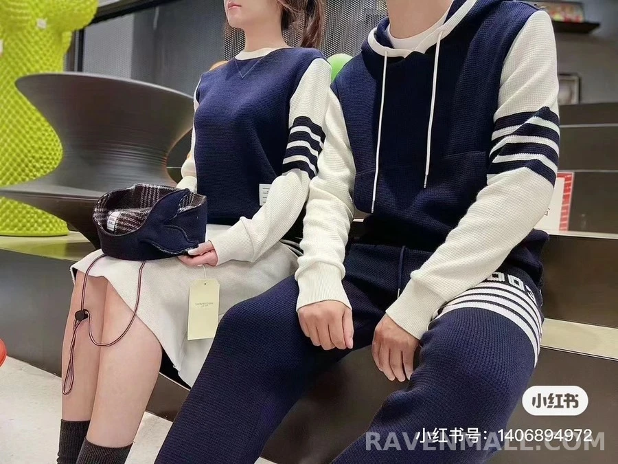 톰브라운 톰브라운 레터링 스트라이프 후드 상세 이미지