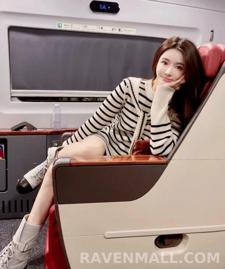 샤넬 샤넬 레터링 캡토 레이스업 부츠 상세 이미지