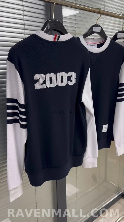 톰브라운 톰브라운 2003 레터링 스트라이프 맨투맨 상세 이미지