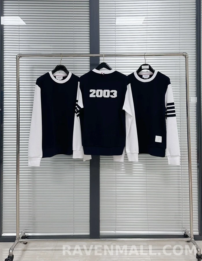 톰브라운 톰브라운 2003 레터링 스트라이프 맨투맨 상세 이미지