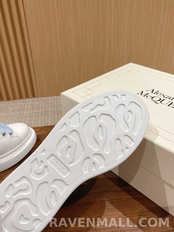 알렉산더 맥퀸 알렉산더 맥퀸 힐 탭 오버솔 스니커즈 상세 이미지