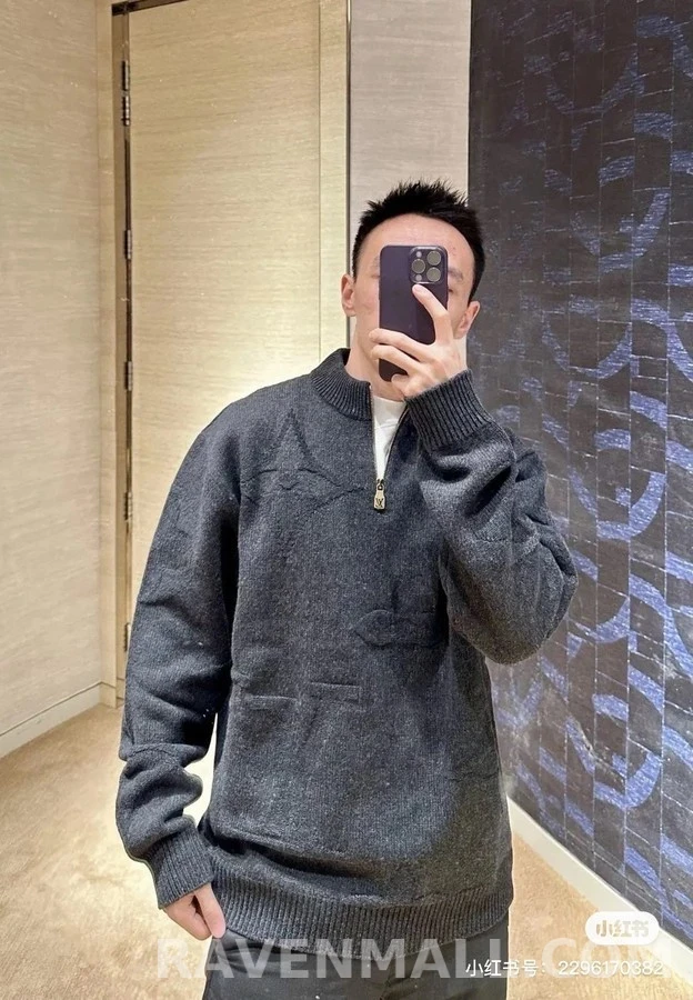 루이비통 루이비통 모노그램 자카드 하프집업 니트 상세 이미지