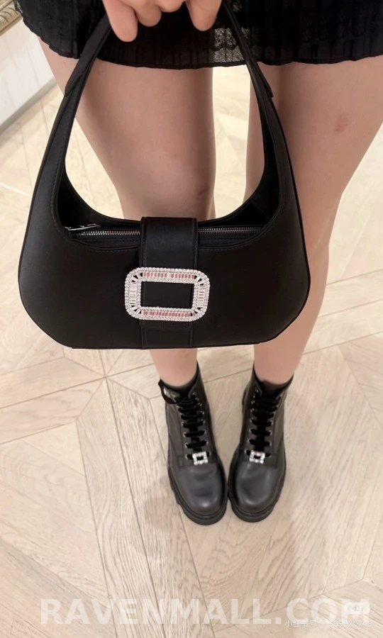 로저 비비에 로저비비에 라인스톤 버클 마틴 부츠 상세 이미지