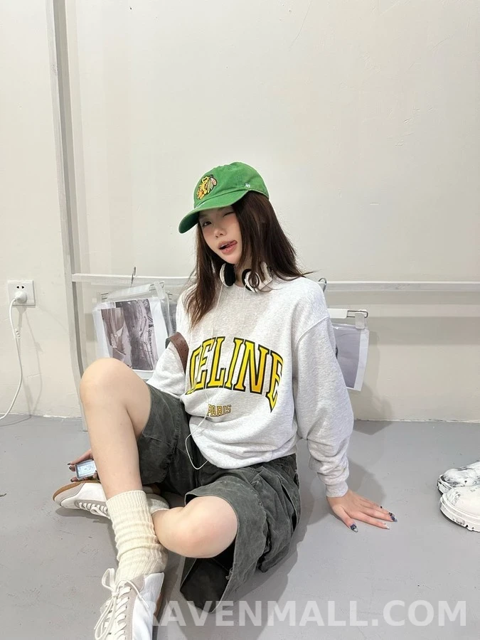 셀린느 셀린느 아치 로고 맨투맨 상세 이미지