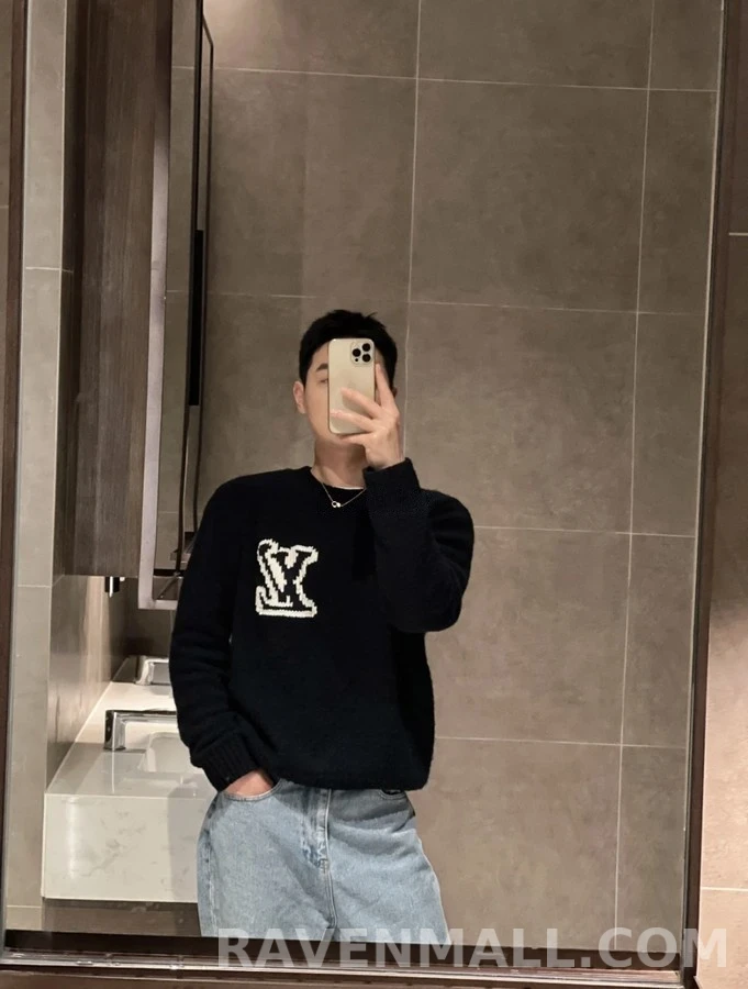 루이비통 루이비통 빅 로고 테디 니트 상세 이미지