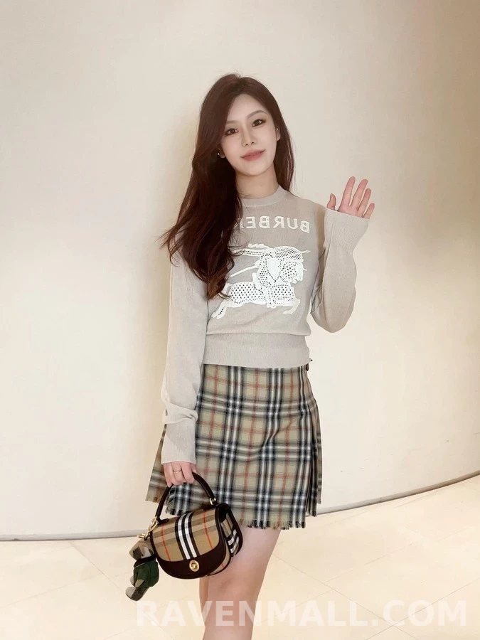 버버리 버버리 마술 기사 로고 니트 상세 이미지