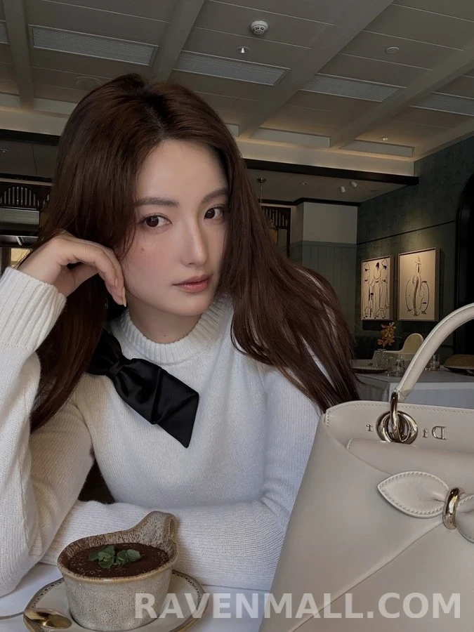 디올 디올 보우 디테일 캐시미어 스웨터 상세 이미지