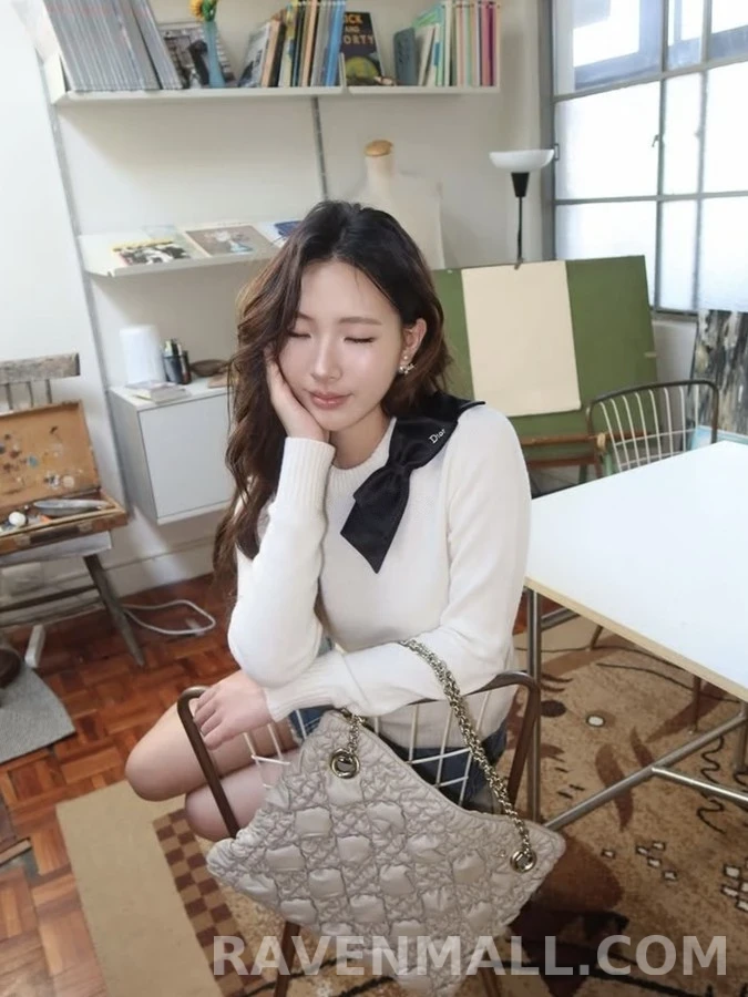 디올 디올 보우 디테일 캐시미어 스웨터 상세 이미지