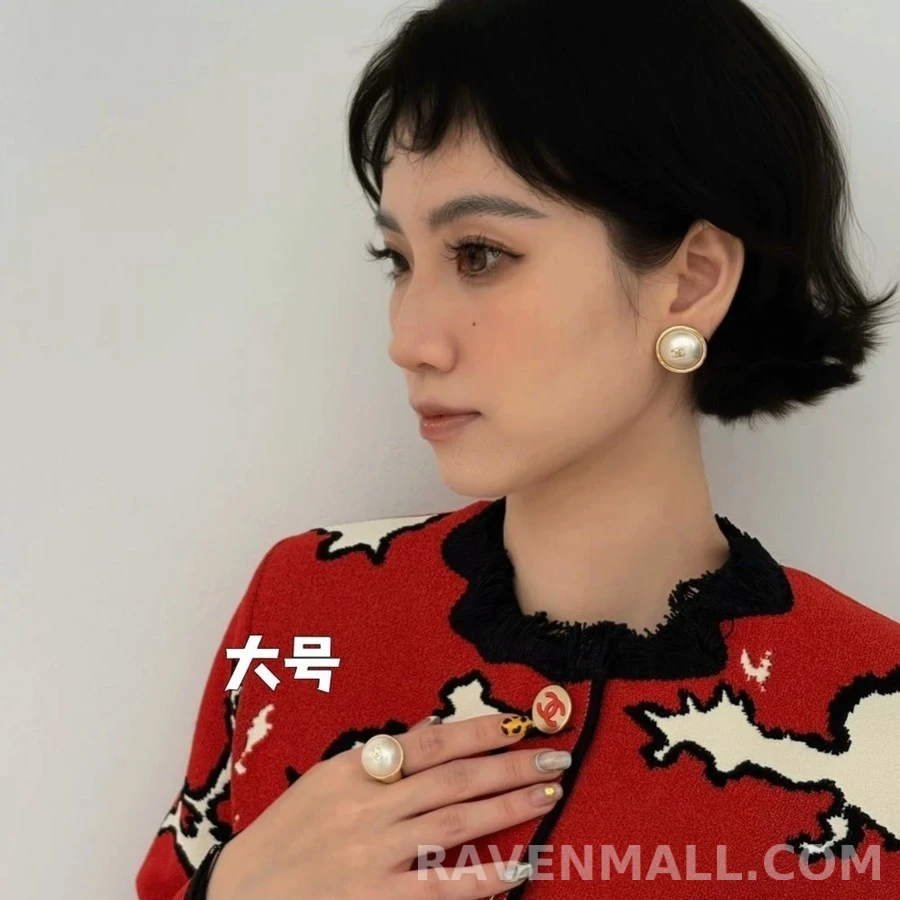 샤넬 샤넬 진주 더블C 스터드 귀걸이 상세 이미지