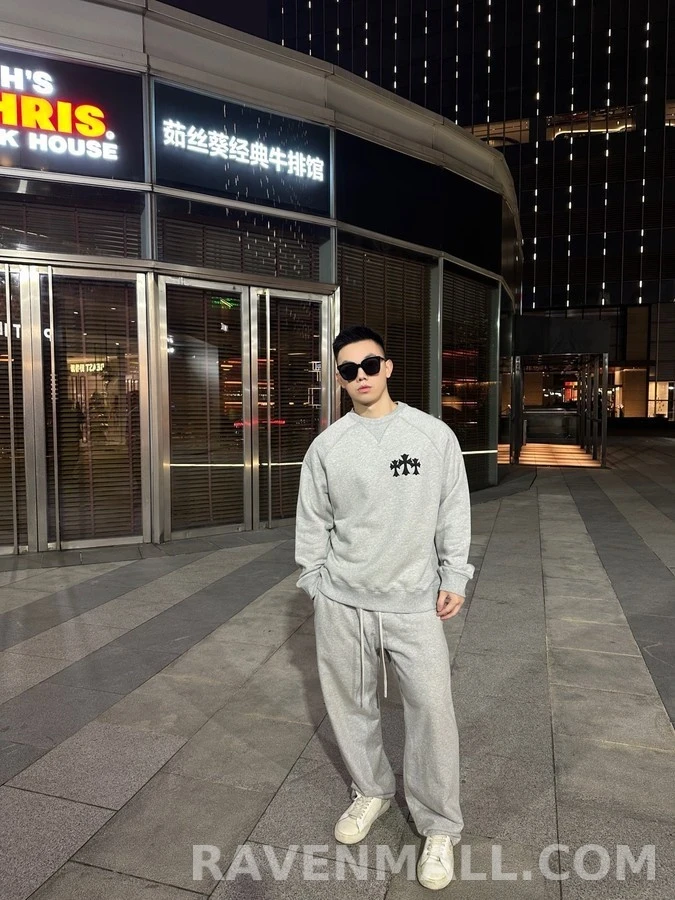 크롬하츠 크롬하츠 크로스 자수 CH 레터링 맨투맨 상세 이미지