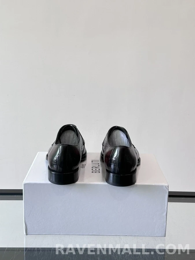벨루티 벨루티 악어 엠보싱 윙팁 더비 슈즈 상세 이미지