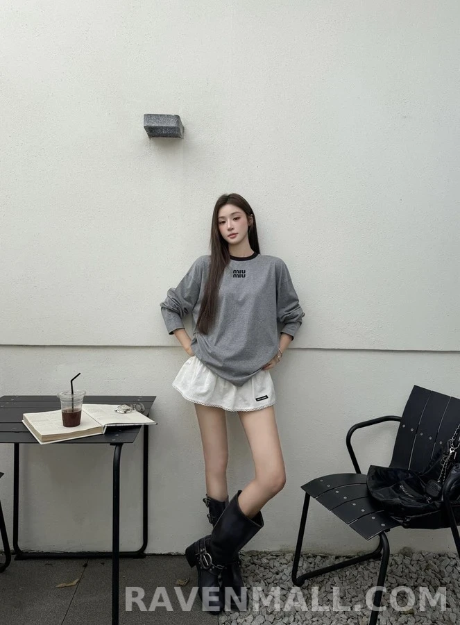 미우미우 미우미우 로고 패치 긴팔 티셔츠 상세 이미지