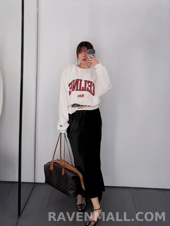 셀린느 셀린느 아치형 로고 프린트 맨투맨 상세 이미지