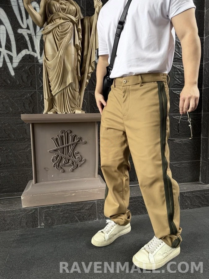 몽클레어 몽클레어 로고 스트라이프 팬츠 상세 이미지