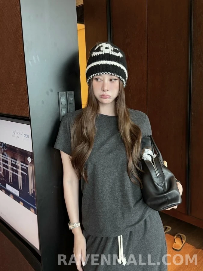 샤넬 샤넬 더블 C 배색 니트 비니 상세 이미지