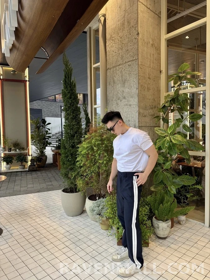 몽클레어 몽클레어 로고 스트라이프 드로스트링 팬츠 상세 이미지