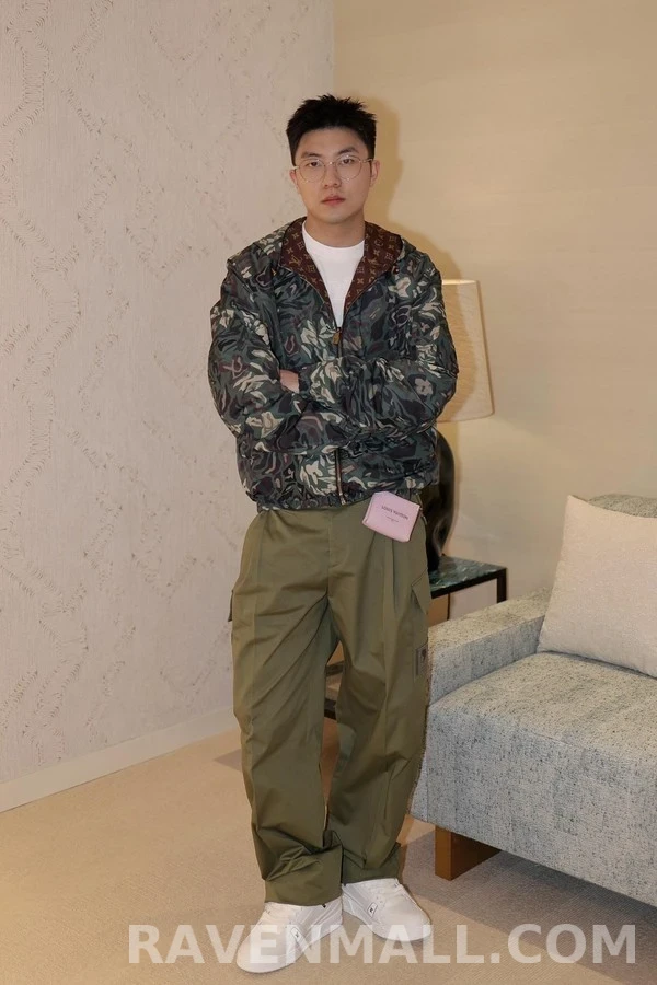 루이비통 루이비통 가죽 포켓 카고 팬츠 상세 이미지