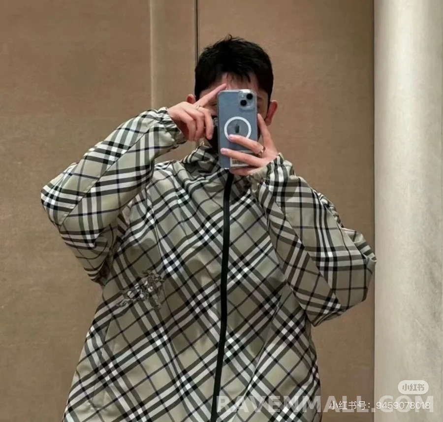 버버리 버버리 전투마 격자무늬 양면 자켓 상세 이미지