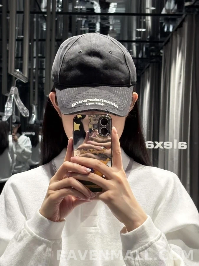 알렉산더 왕 알렉산더 왕 빈티지 로고 자수 야구모자 상세 이미지
