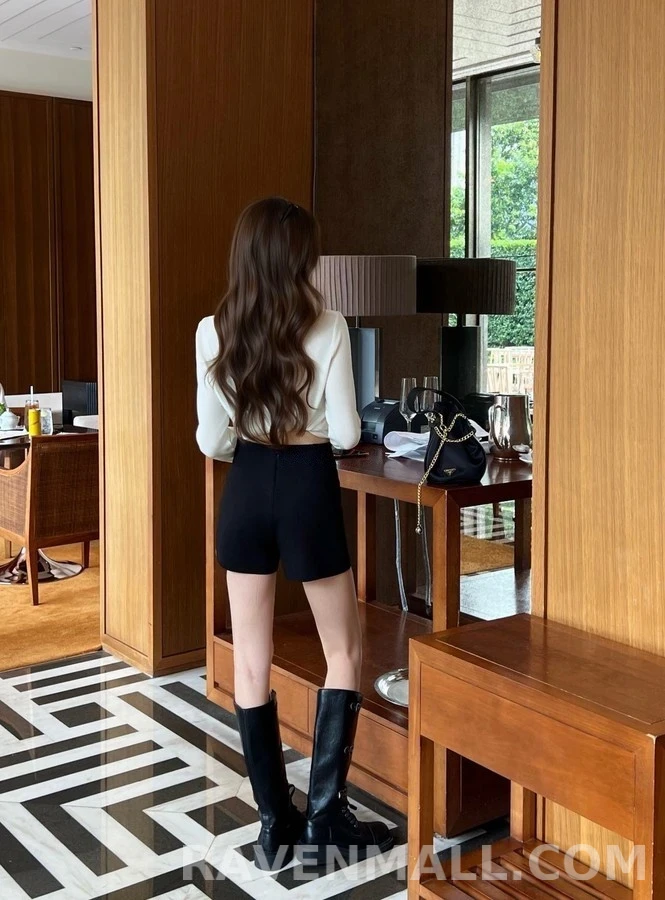 프라다 프라다 레터링 로고 긴팔 티셔츠 상세 이미지