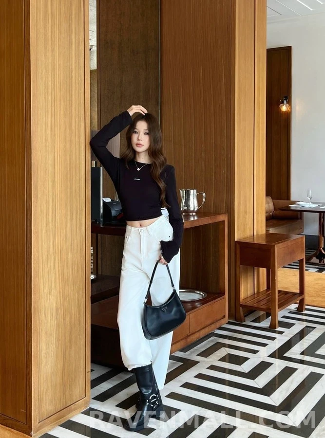 프라다 프라다 레터링 라벨 긴팔 티셔츠 상세 이미지