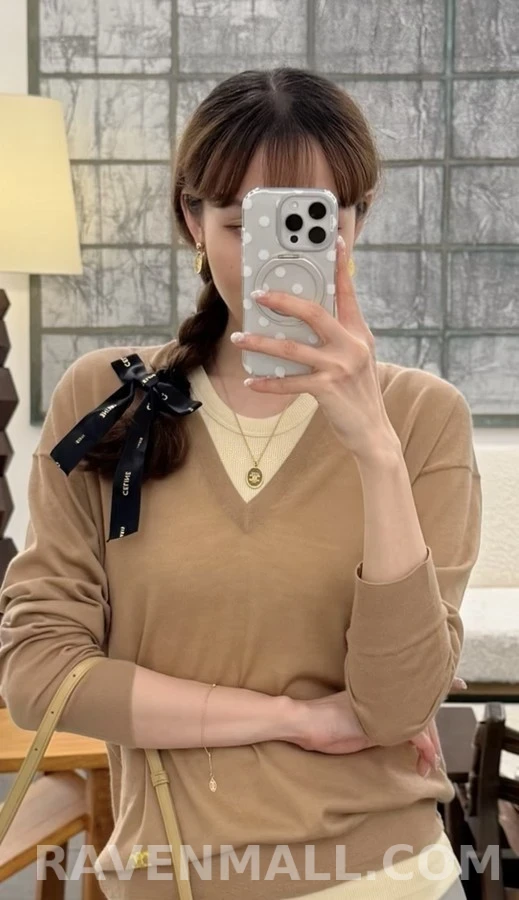 셀린느 셀린느 비즈 테두리 타원 로고 목걸이 상세 이미지