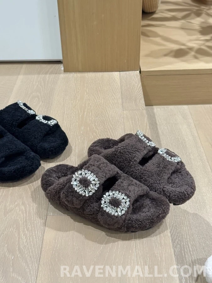 로저 비비에 로저비비에 테디 양털 크리스탈 버클 슬리퍼 상세 이미지