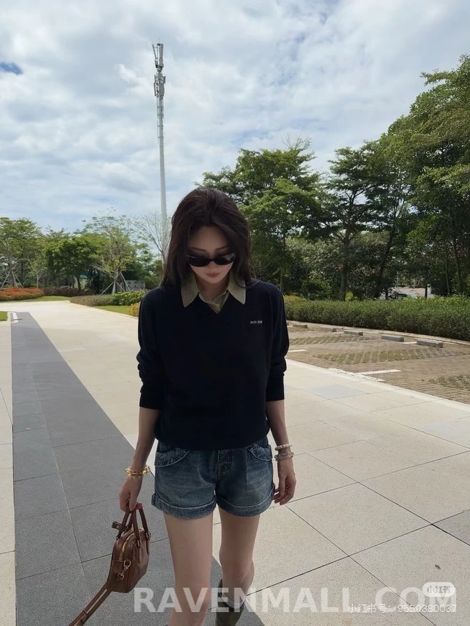 미우미우 미우미우 페이크 투피스 폴로 니트 상세 이미지
