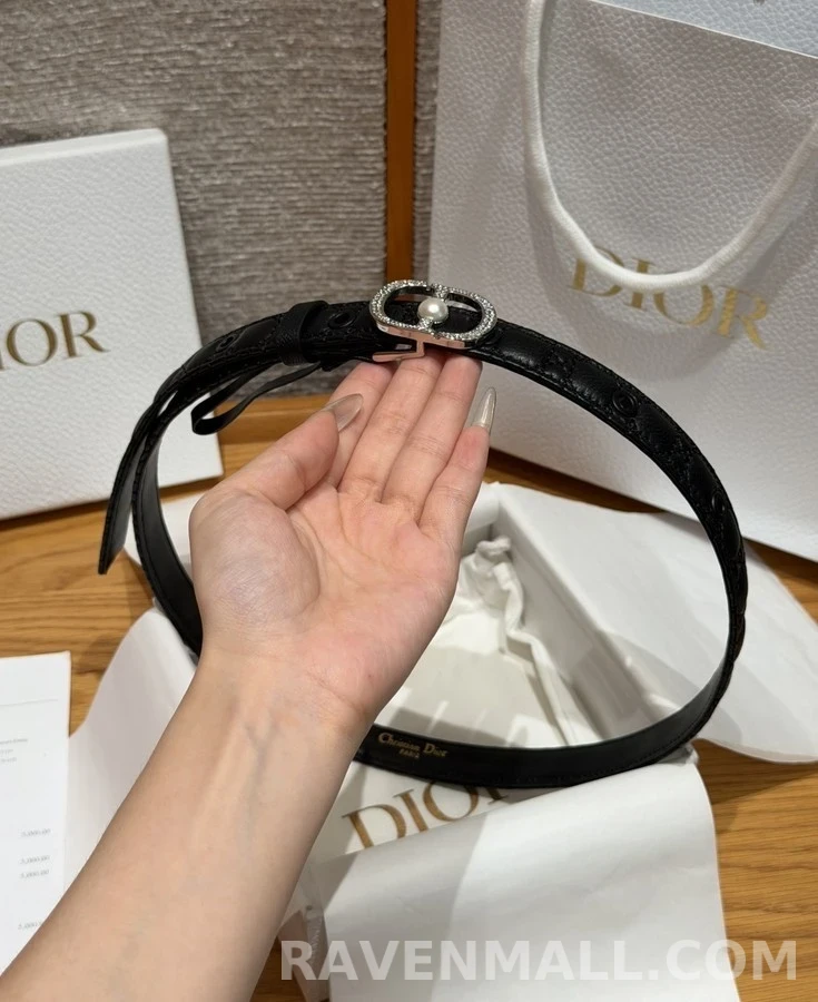 디올 디올 퀼팅 로고 펄 벨트 상세 이미지