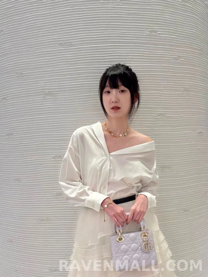 디올 디올 마더오브펄 멀티참 목걸이 상세 이미지