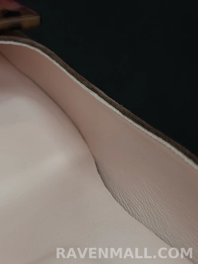 로저 비비에 로저비비에 앰버 스퀘어 버클 펌프스 상세 이미지