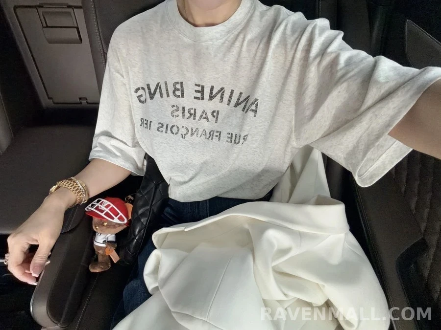 루이비통 루이비통 스트라이프 꿀벌 루이 베어 키링 상세 이미지