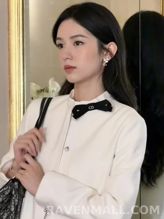 디올 디올 쉘 클로버 비대칭 귀걸이 상세 이미지