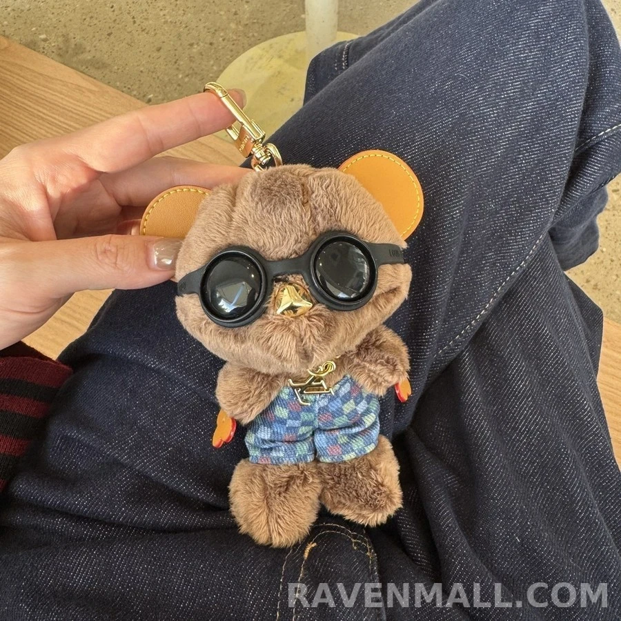 루이비통 루이비통 루이 베어 인형 키링 상세 이미지
