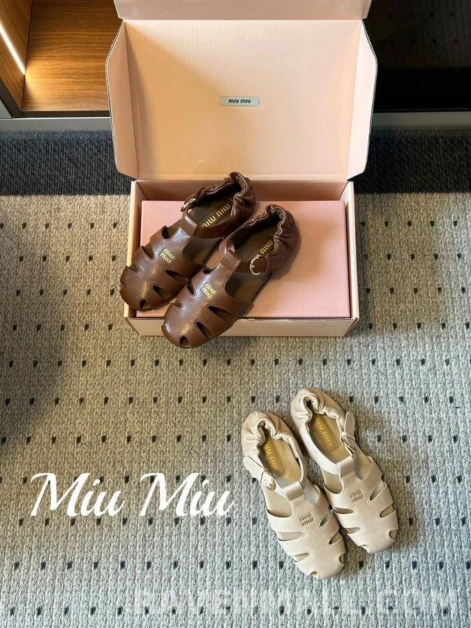 미우미우 미우미우 레더 로마 샌들 상세 이미지
