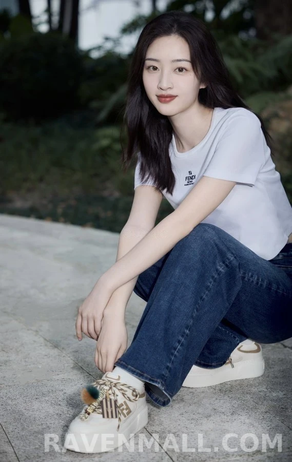 펜디 펜디 로고 플랫폼 스니커즈 상세 이미지