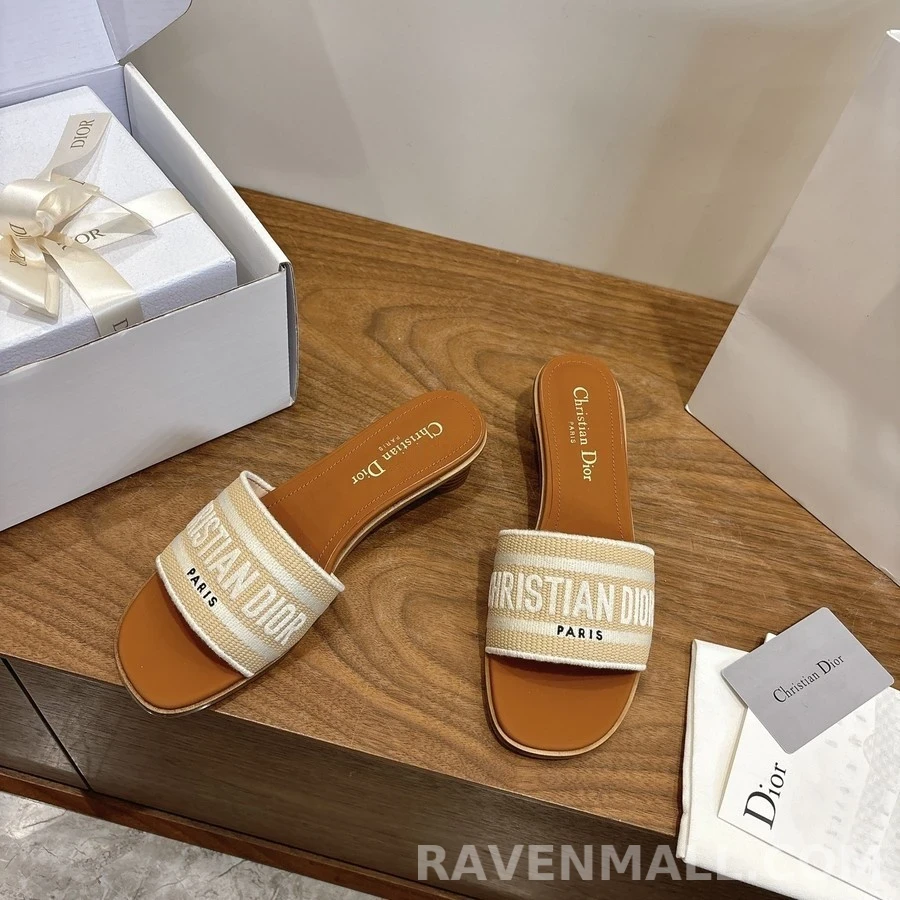 디올 디올 Dway 코튼 자수 힐 뮬 상세 이미지