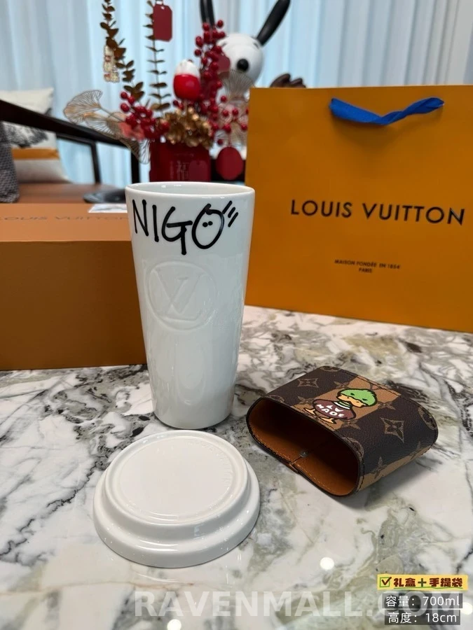루이비통 루이비통 NIGO 모노그램 머그 상세 이미지