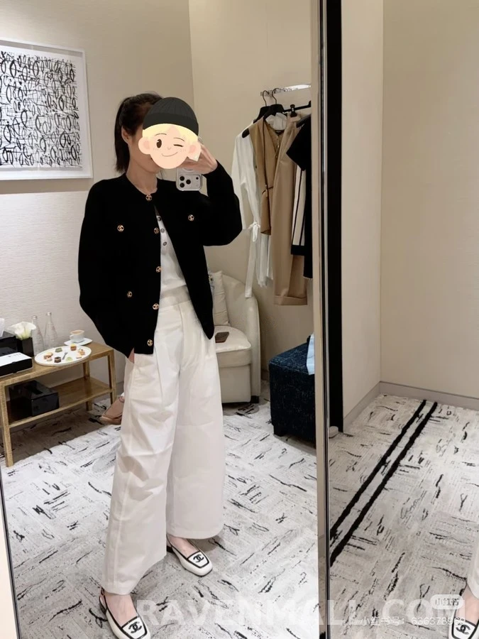 샤넬 샤넬 네 포켓 라운드넥 니트 가디건 상세 이미지