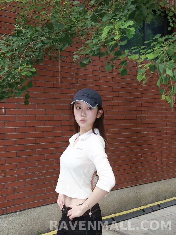 미우미우 미우미우 꽃자수 피터팬카라 폴로 긴팔 티셔츠 상세 이미지