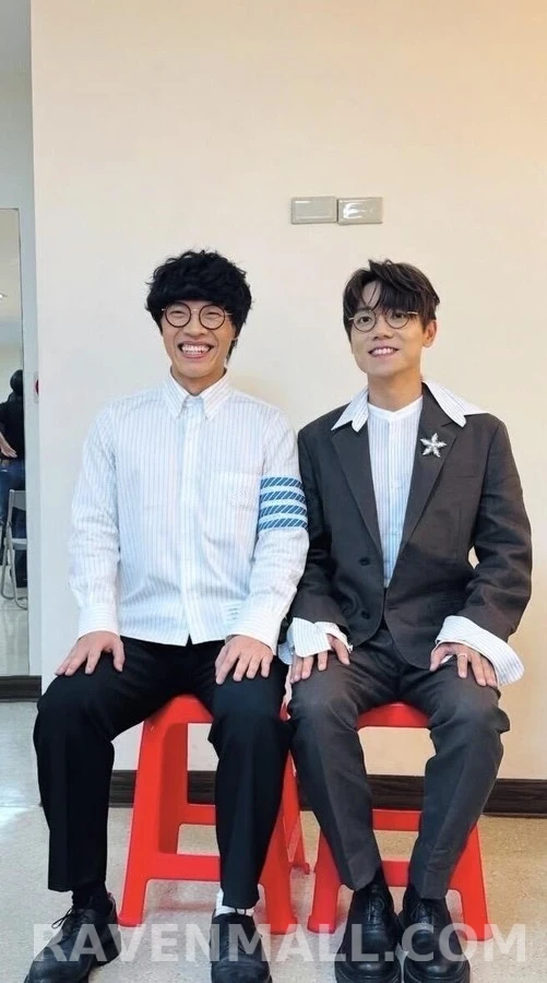 톰브라운 톰브라운 스트라이프 포바 셔츠 상세 이미지