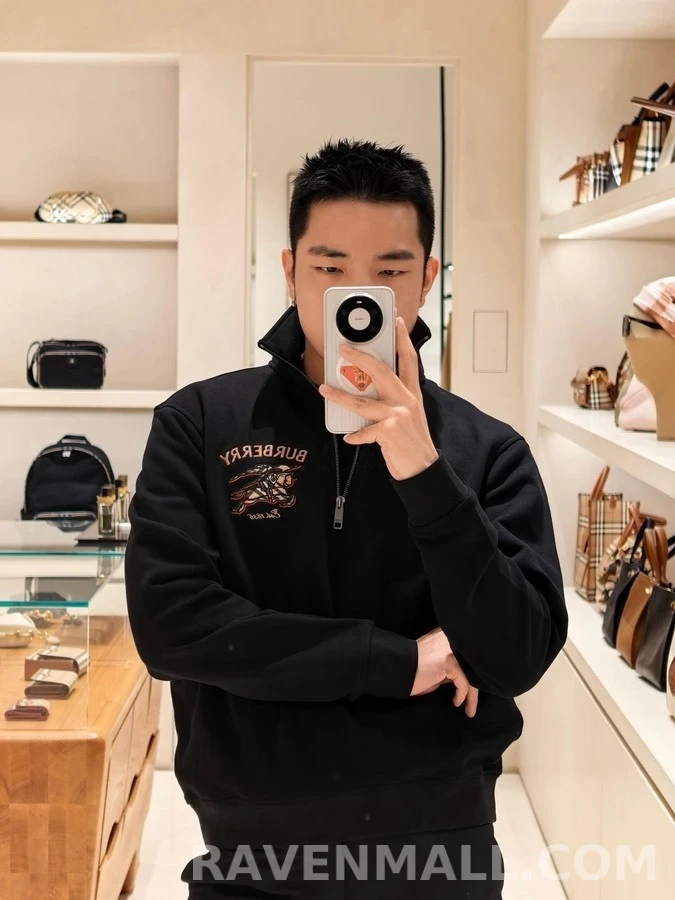 버버리 버버리 기사 로고 쿼터 집업 맨투맨 상세 이미지