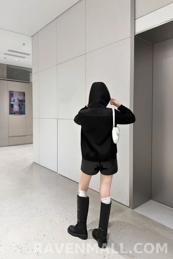 프라다 프라다 나일론 패널 스웨트셔츠 상세 이미지